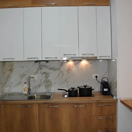 Nuhellari - Quiet Family Near Osumi Canyons * Zhaban