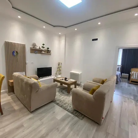 Appartement Nuhellari - Quiet Family Near Osumi Canyons *