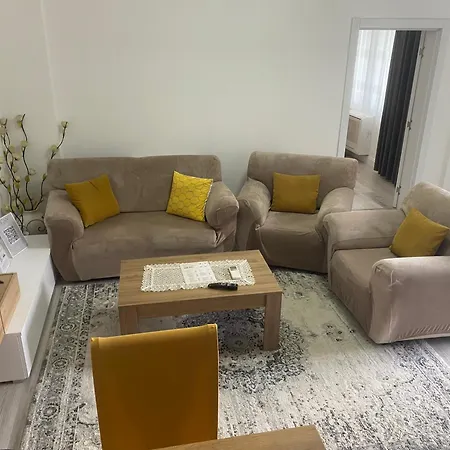 Nuhellari - Quiet Family Near Osumi Canyons Appartement Zhaban