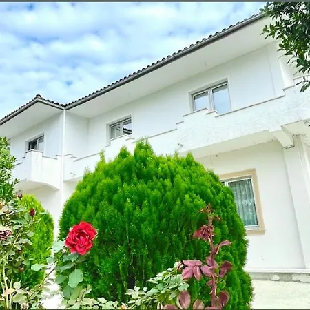 Nuhellari Apartment Corovode