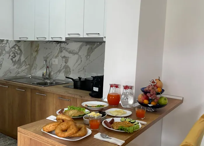 Apartament Nuhellari - Family & Breakfast Near Osumi Canyons