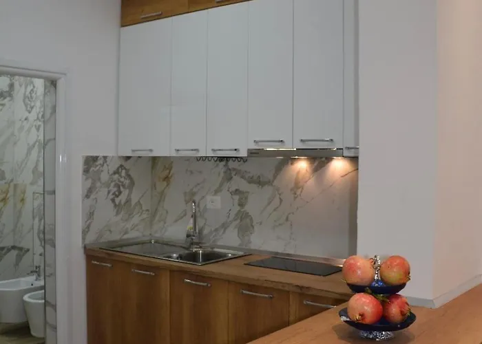 Nuhellari - Quiet Family Near Osumi Canyons Apartment Zhaban